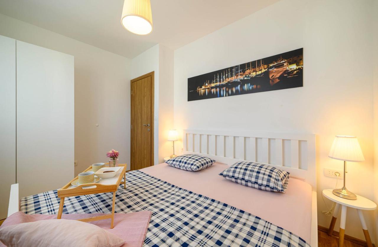Apartment Banjada Zaboric Bagian luar foto
