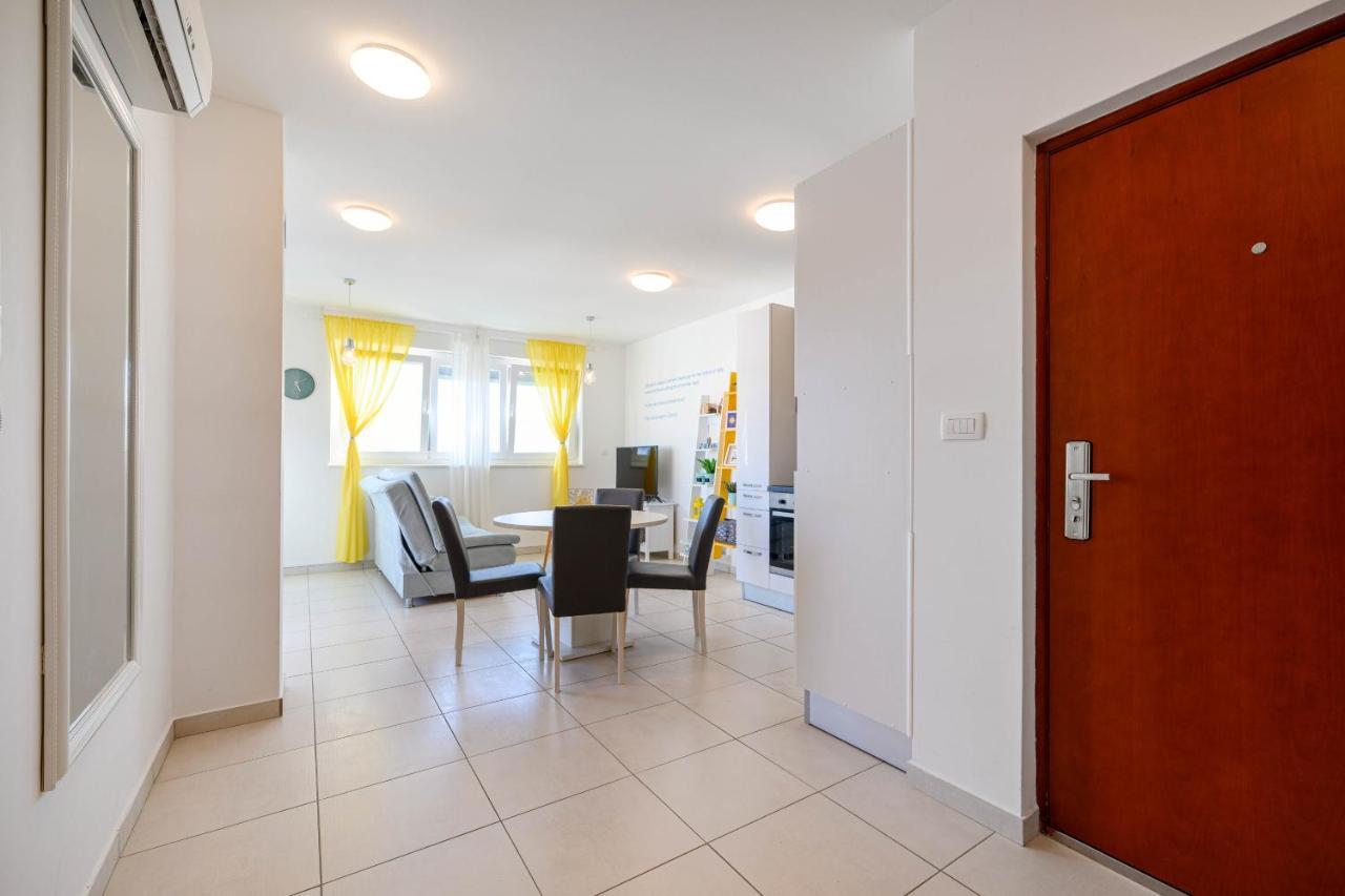 Apartment Banjada Zaboric Bagian luar foto